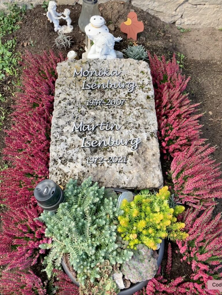 Martin Isenburg Grave 769x1024