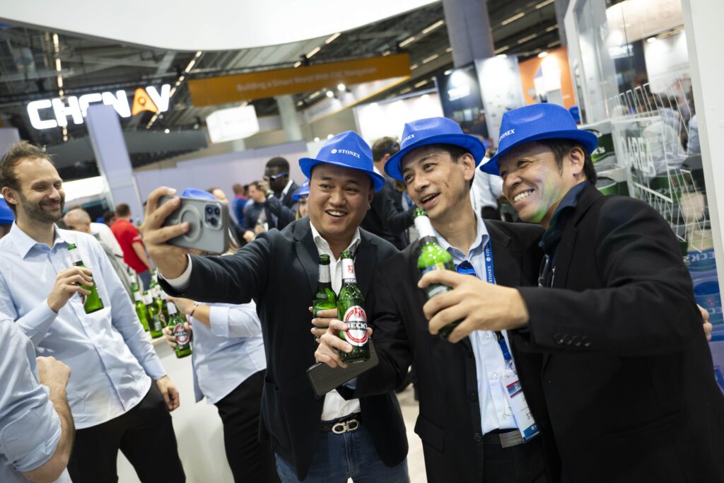 Intergeo Party 2 Stonex2 Min